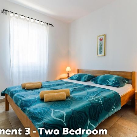 Art Apartments Врсар Экстерьер фото