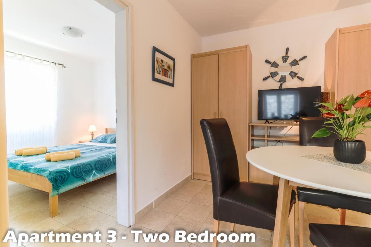 Art Apartments Врсар Экстерьер фото
