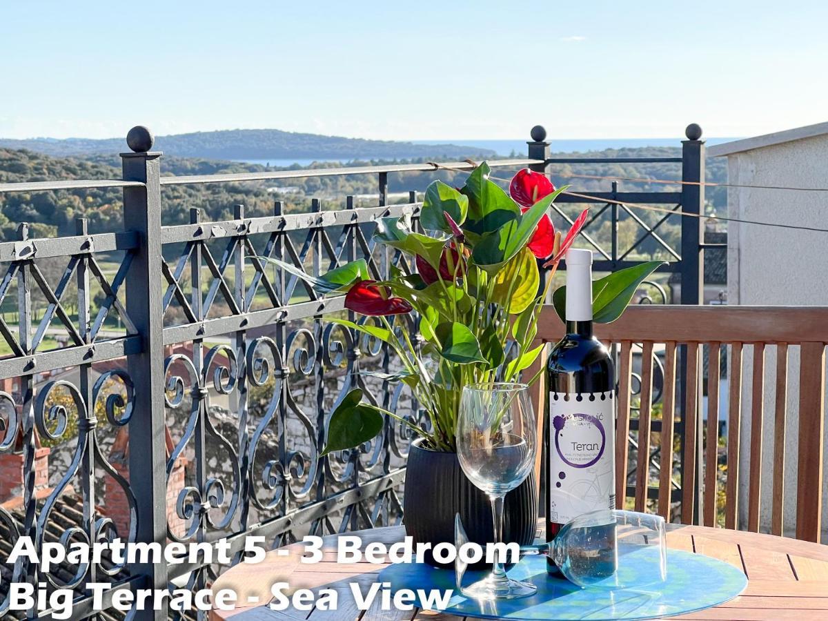Art Apartments Врсар Экстерьер фото