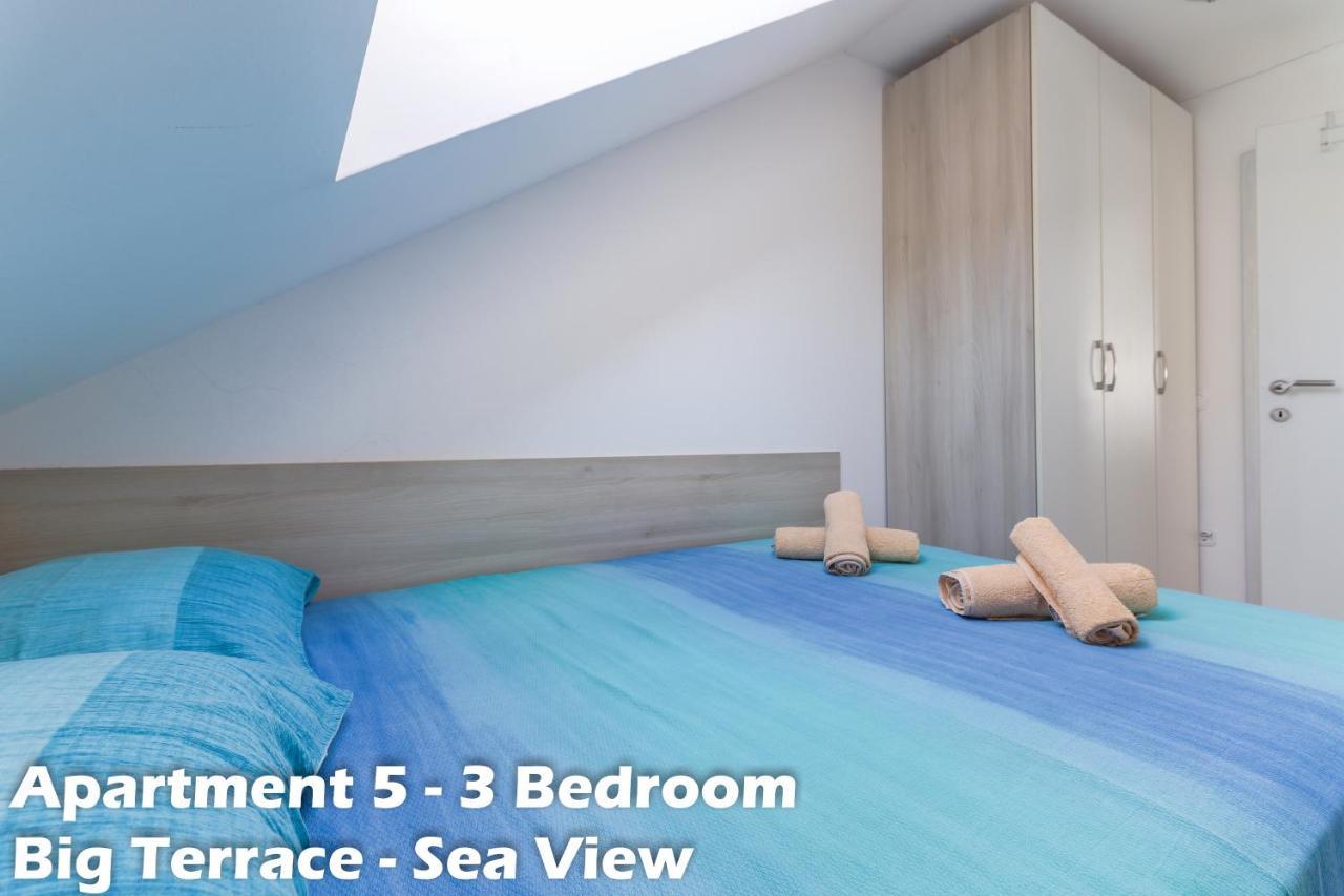 Art Apartments Врсар Экстерьер фото