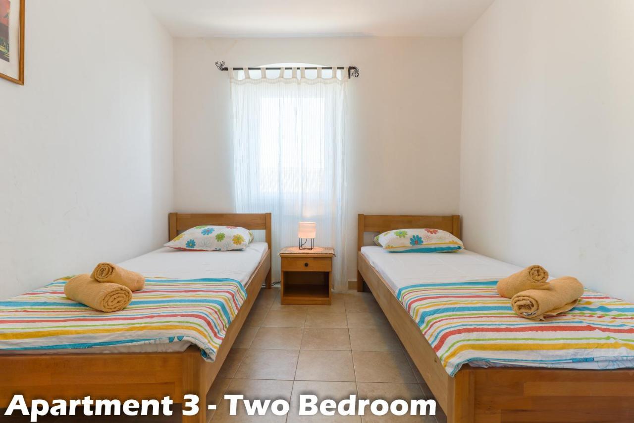 Art Apartments Врсар Экстерьер фото