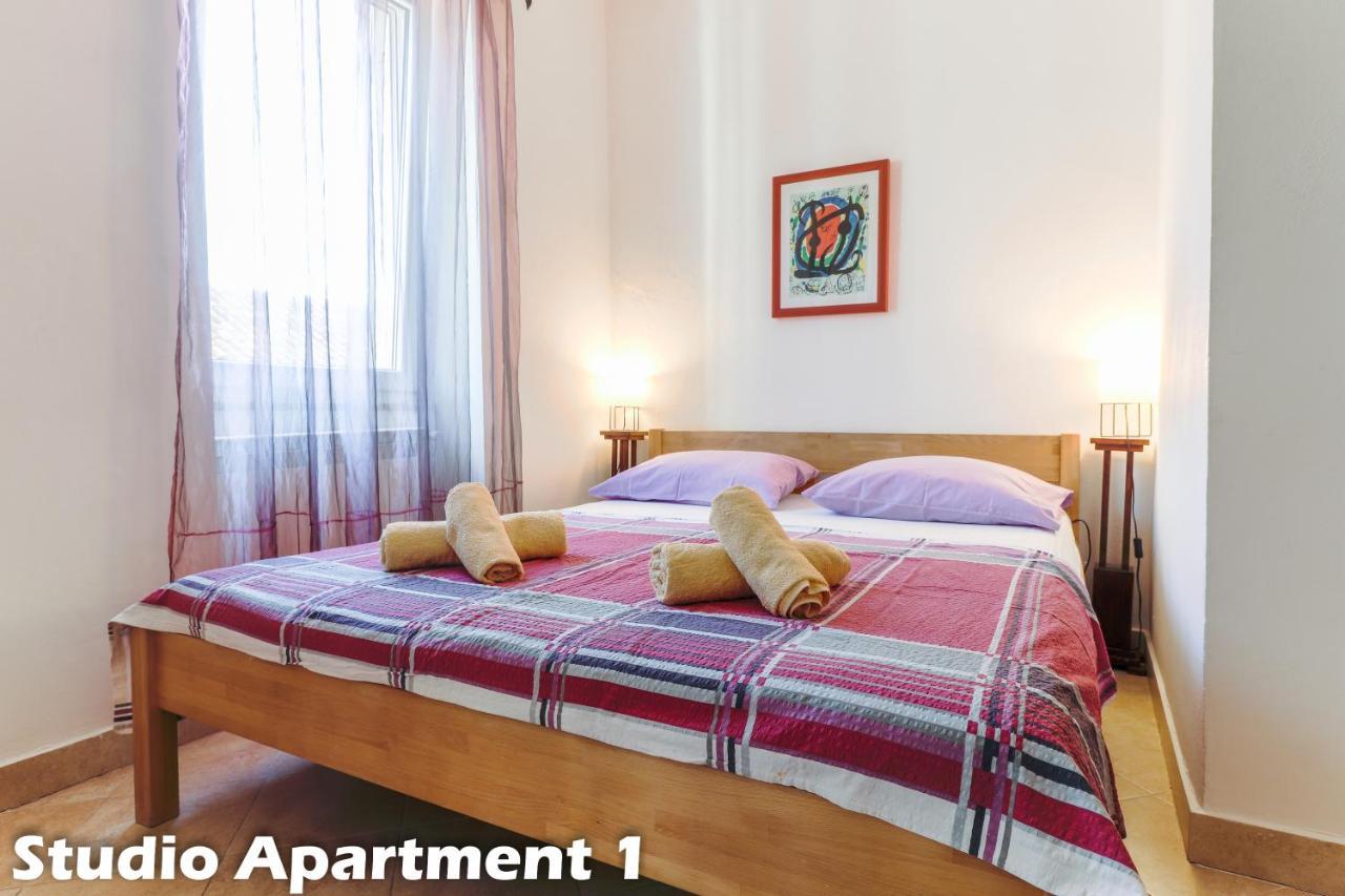 Art Apartments Врсар Экстерьер фото