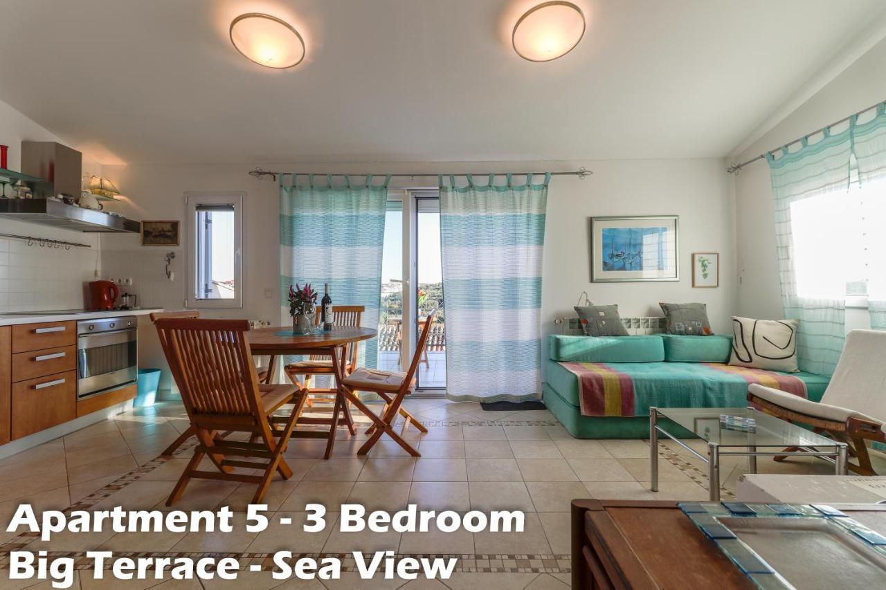 Art Apartments Врсар Экстерьер фото